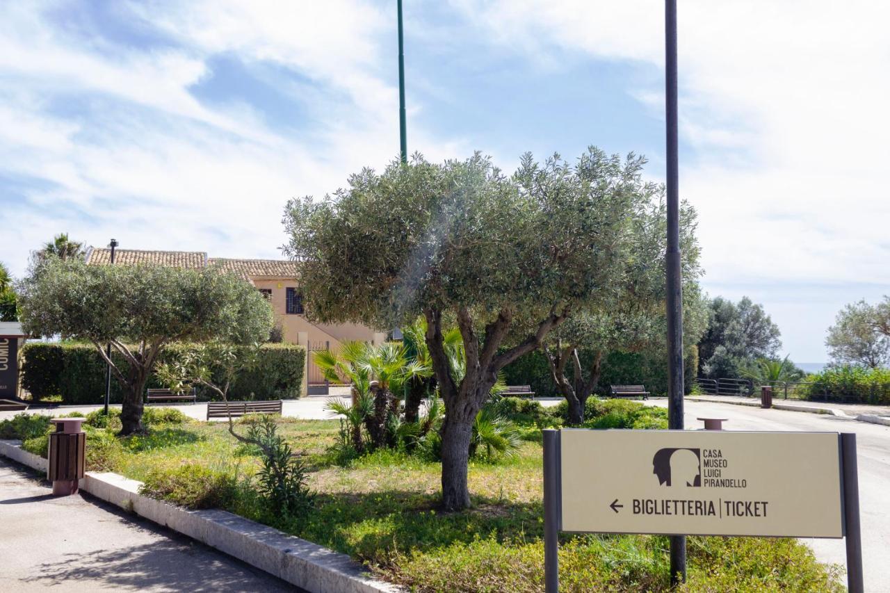 2 Apartments - Akragas Home 1 & 2 On Via Atenea City Center With View Agrigento Dış mekan fotoğraf