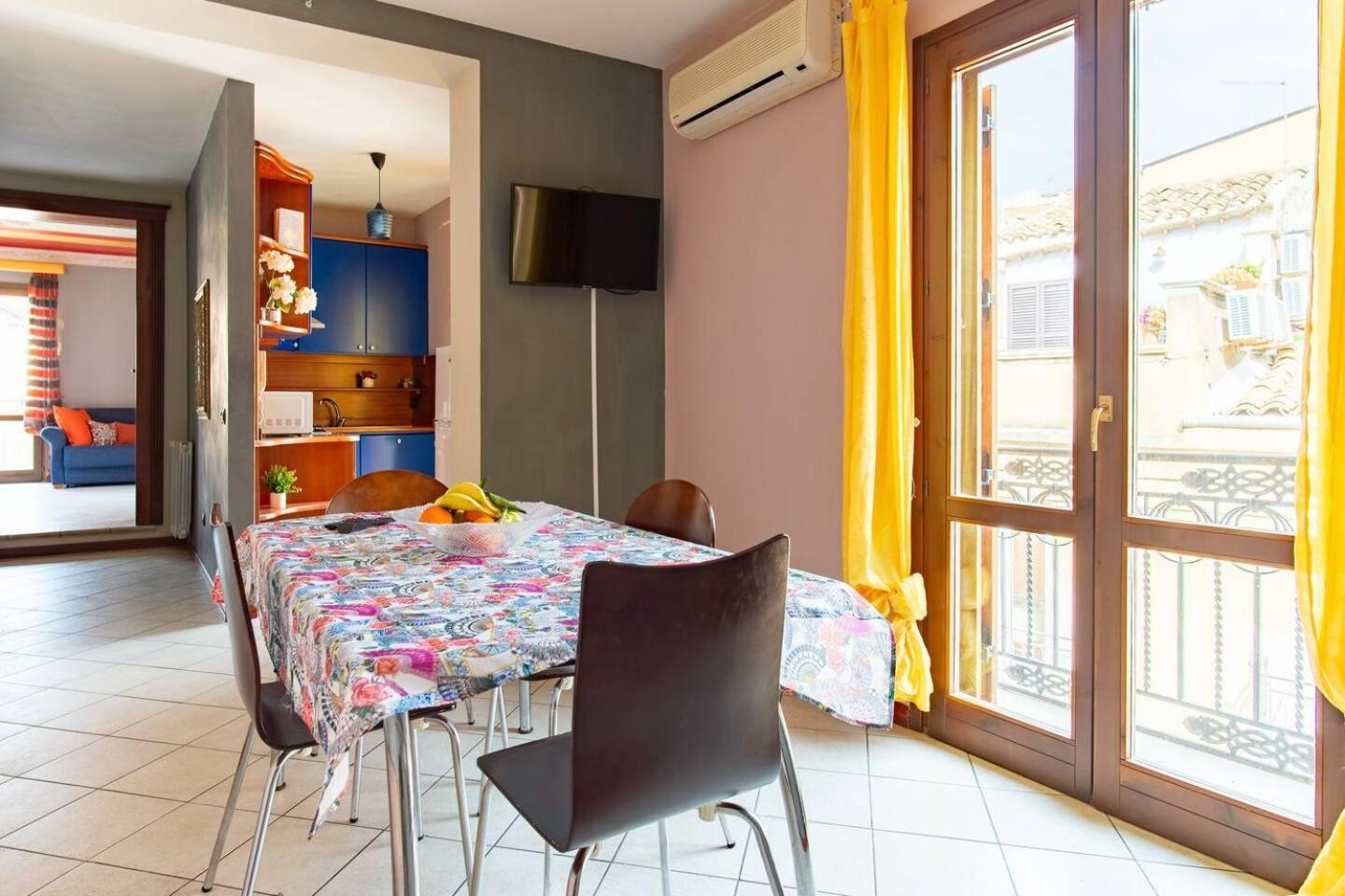 2 Apartments - Akragas Home 1 & 2 On Via Atenea City Center With View Agrigento Dış mekan fotoğraf