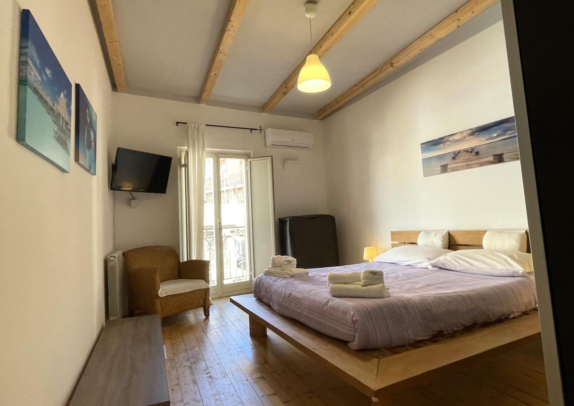 2 Apartments - Akragas Home 1 & 2 On Via Atenea City Center With View Agrigento Dış mekan fotoğraf
